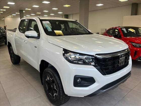 FIAT TITANO 2.2 TURBO DIESEL VOLCANO 4X4 AT8 FIAT TITANO 2.2 TURBO DIESEL VOLCANO 4X4 AT8